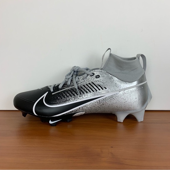 Nike Vapor Edge Pro 360 2 Football Cleats - Picture 9 of 13
